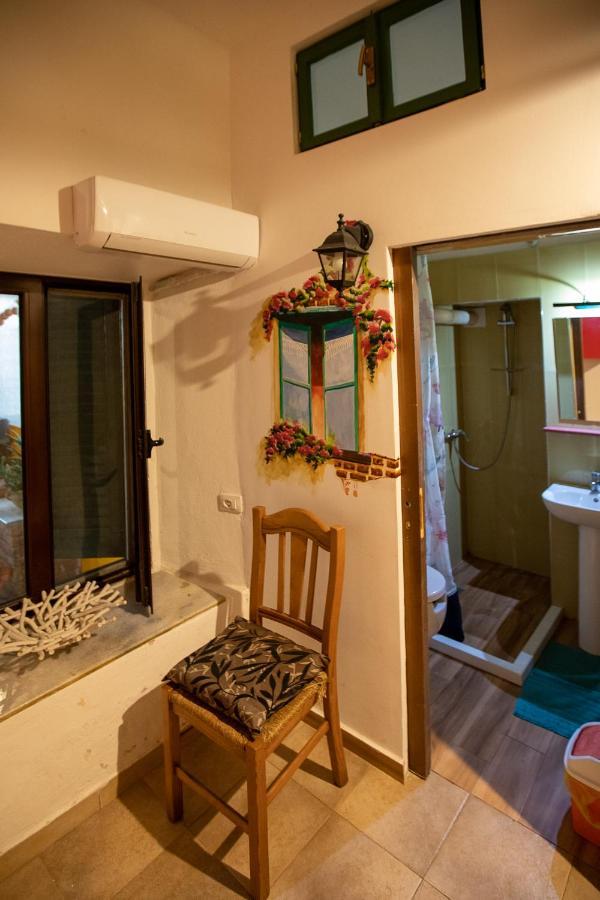 Mi Casa Es Tu Casa - Shkodra Backpackers Hostel Exterior photo