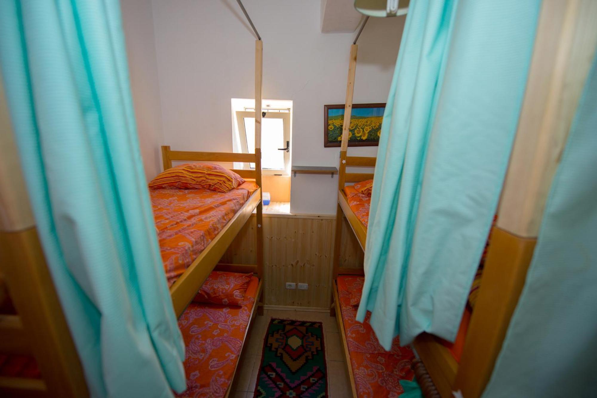 Mi Casa Es Tu Casa - Shkodra Backpackers Hostel Room photo